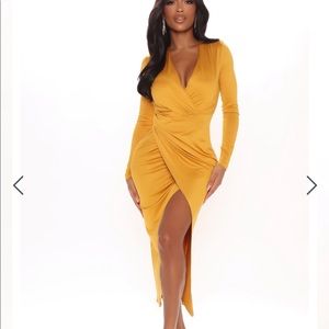 Fashion Nova ruched midi dress
